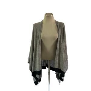 Collection Fifty Nine Gray Wool Blend Shawl Sweater Cape OS